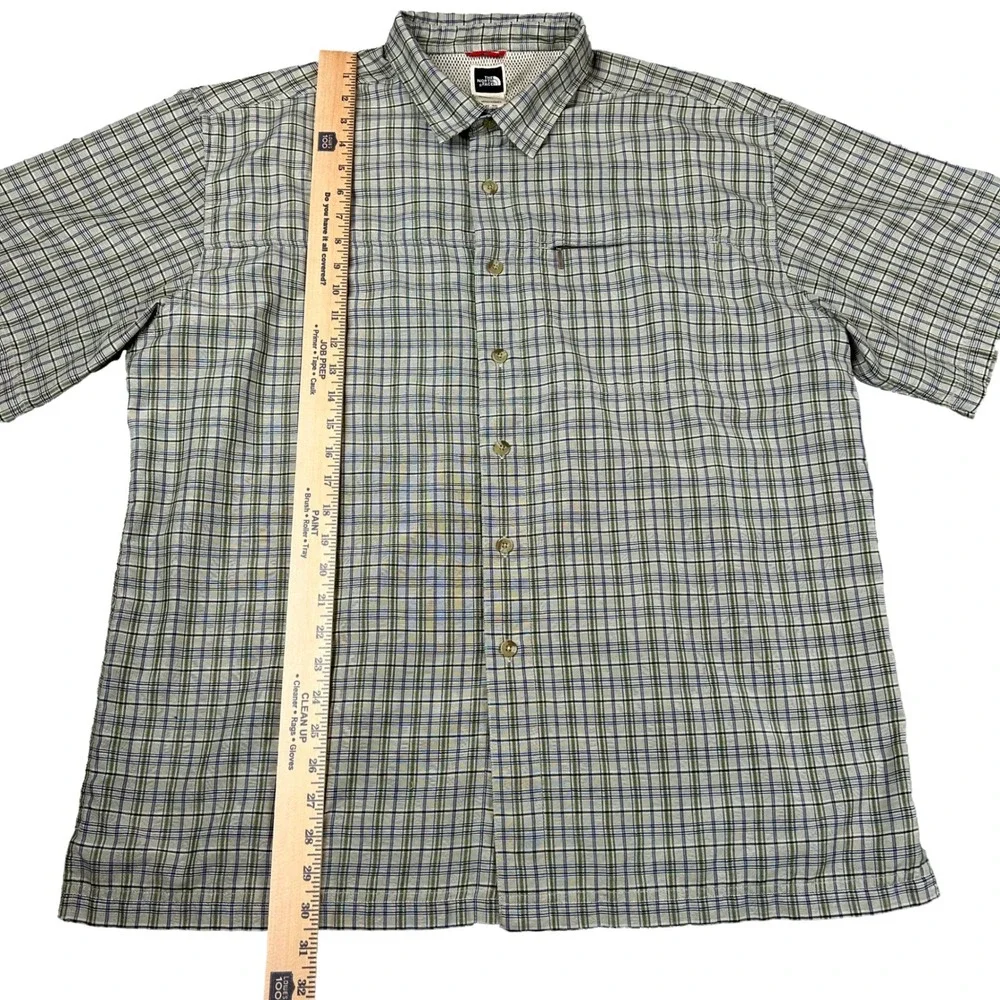 EUC The North Face Mens XL Plaid Short Sleeve Hiking Shirt Green Blue Button Up